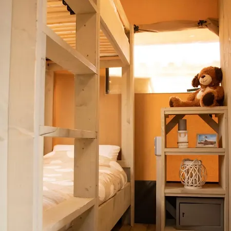 Safaritent Wood Met Tuinzicht Luxury tent *