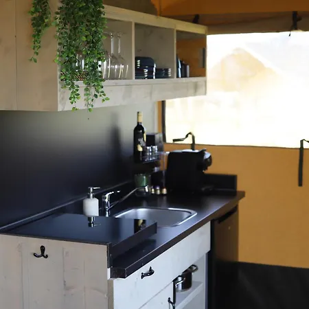 Safaritent Wood Met Tuinzicht אוהל מפואר *