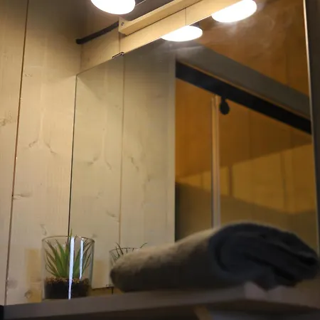 Luxe tent Safaritent Wood Met Tuinzicht *