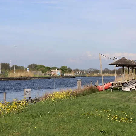 Safaritent Wood Met Tuinzicht Luxury tent *