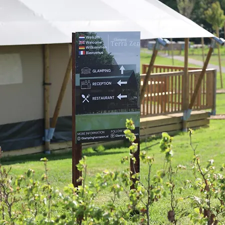 Luxury tent Safaritent Wood Met Tuinzicht