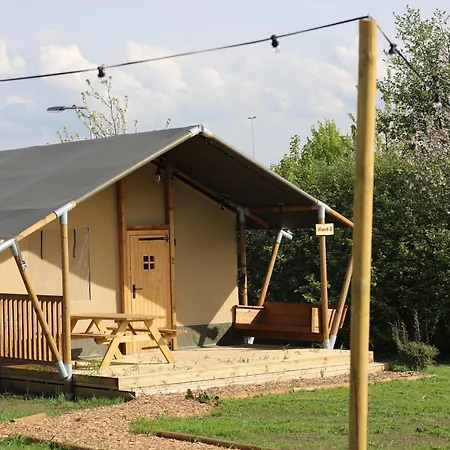 Safaritent Wood Met Tuinzicht *